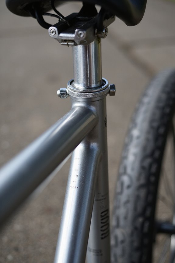 knee angle impacts pedaling efficiency